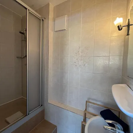 Doppelhaushaelfte Zugspitzblick Mit Privatem Garten Апартаменты