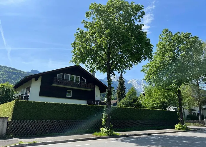 Doppelhaushaelfte Zugspitzblick Mit Privatem Garten Apartment *