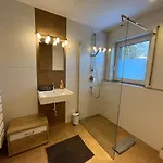 Doppelhaushaelfte Zugspitzblick Mit Privatem Garten Appartement