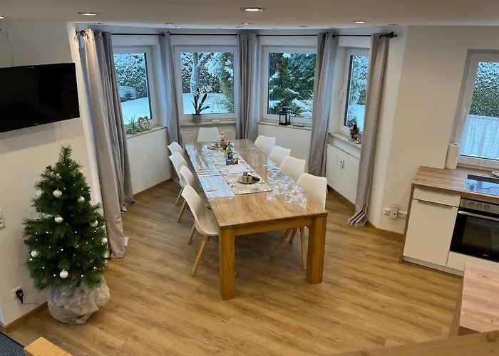 アパート Doppelhaushaelfte Zugspitzblick Mit Privatem Garten *