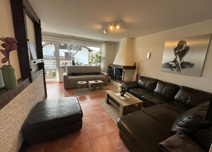 Doppelhaushaelfte Zugspitzblick Mit Privatem Garten アパート ガルミッシュ・パルテンキルヒェン